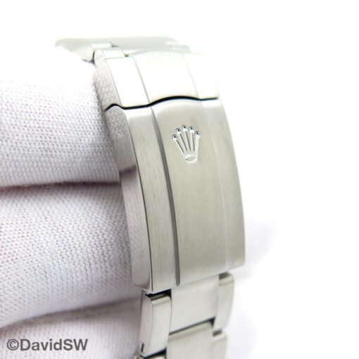 Rolex 124300 Oyster Perpetual 41 with Green Dial - Image 7
