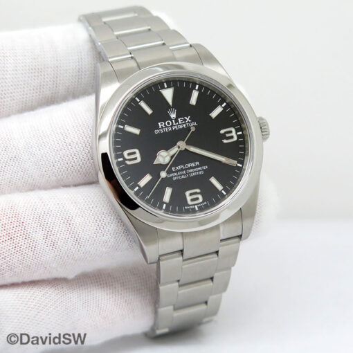 Rolex 214270 Explorer