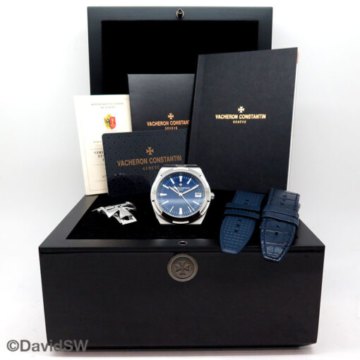Alternative view of Vacheron Constantin 4500V Overseas with Blue Dial Automatic