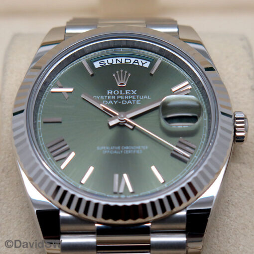 Rolex 228236 Day Date 40 Platinum with Olive Green Roman Dial - Image 3