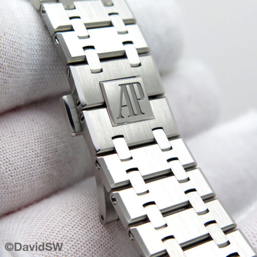 Audemars Piguet 15510ST Royal Oak with Silver Dial - Image 8