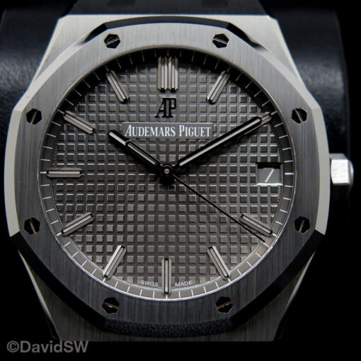 Audemars Piguet 15500ST Royal Oak with Ruthenium Dial - Image 3