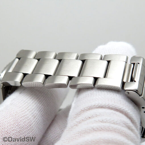 Rolex 16710 GMT Master II with Red & Blue Bezel - Image 12