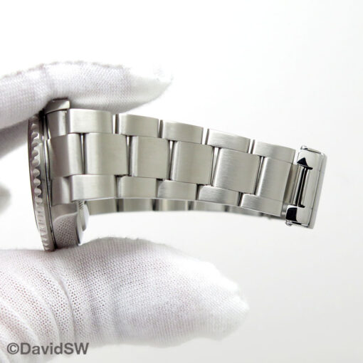 Rolex 16710 GMT Master II with Red & Blue Bezel - Image 13