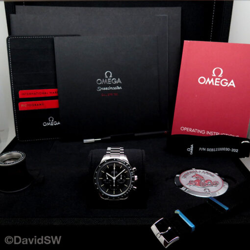 Omega Speedmaster Professional Moonwatch Calibre 321 “Ed White” Edition - Image 2