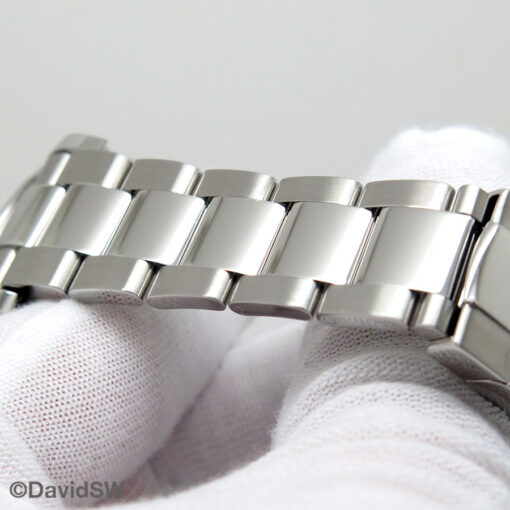 Rolex 116400GV Milgauss with Blue Dial - Image 8