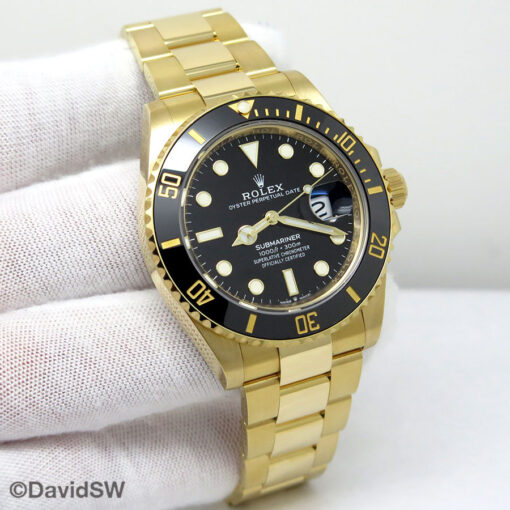 Rolex 126618LN Submariner 41 18K Yellow Gold