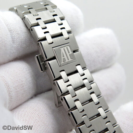 Audemars Piguet 15500ST Royal Oak with Silver Dial - Image 8