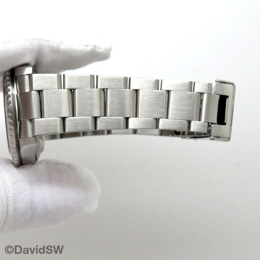 Rolex 16610LN Submariner - Image 13