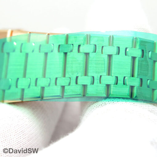 Audemars Piguet 26240OR Royal Oak Chronograph with Green Dial - Image 8