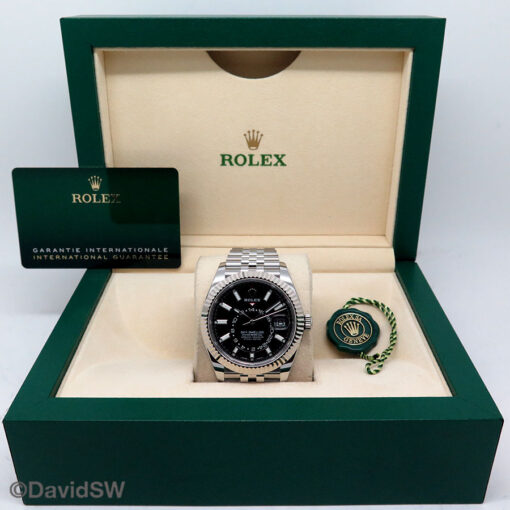 Rolex 326934 Skydweller with Black Dial on Jubilee (New Old Stock) - Image 2