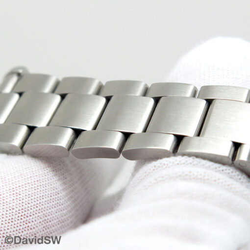 Rolex 16610LN Submariner - Image 10