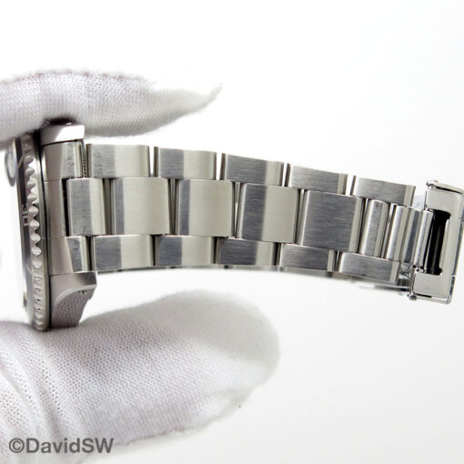 Rolex 16610LN Submariner - Image 13