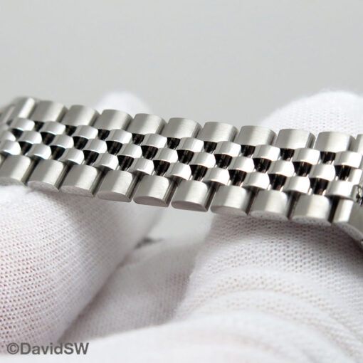 Rolex 279384RBR Datejust with Mother of Pearl Diamond Dial and Diamond Bezel on Jubilee - Image 9
