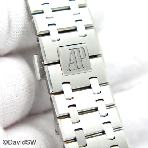 Audemars Piguet 15510ST Royal Oak with Blue Dial - Image 8