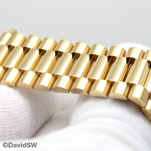Rolex 228238 Day Date 40 18K Yellow Gold with Green Roman Dial - Image 6