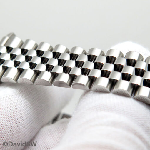Rolex 126720VTNR GMT Master II on Jubilee - Image 6