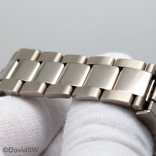 Rolex 116509 Cosmograph Daytona 18K White Gold with Black Diamond Dial - Image 9
