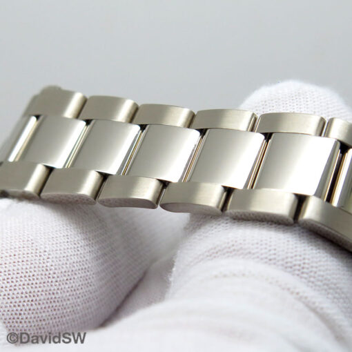 Rolex 116509 Cosmograph Daytona 18K White Gold with Black Diamond Dial - Image 7