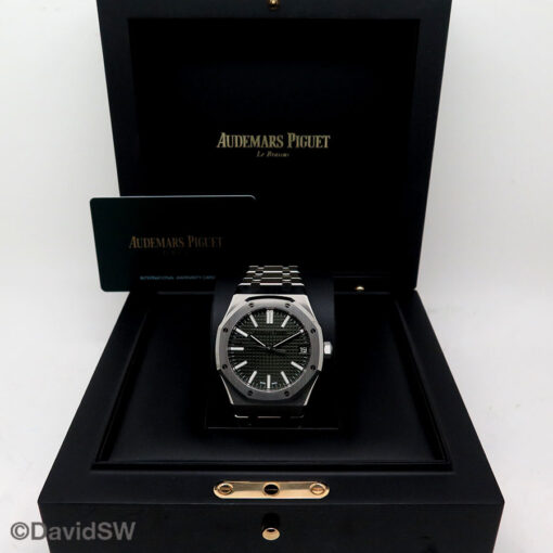 Audemars Piguet 15510ST Royal Oak with Green Dial - Image 2