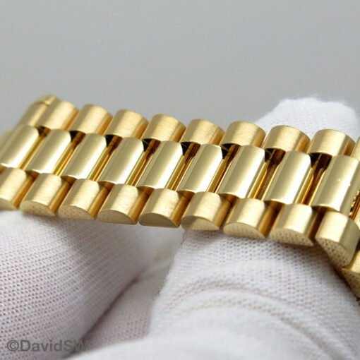 Rolex 118208 Day Date 36 18K Yellow Gold with White Roman Dial - Image 8