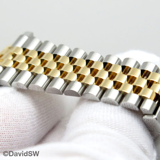 Rolex 126333 Datejust 41 18K/SS with Champagne Diamond Dial on Jubilee - Image 8