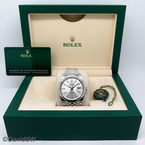Rolex 126334 Datejust 41 with Silver Stick Dial on Jubilee - Image 2