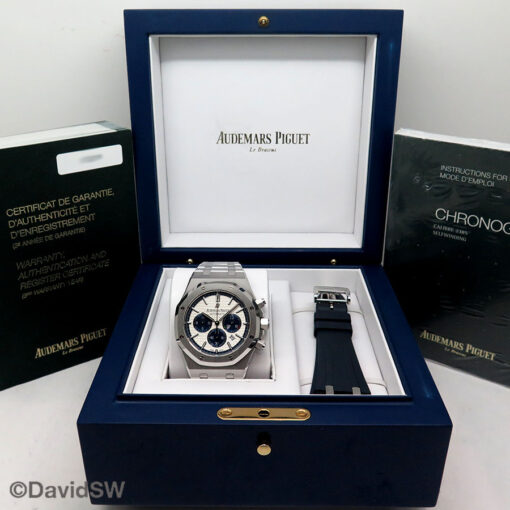 Audemars Piguet 26326ST Royal Oak Chronograph "Pride of Italy" Limited Edition - Image 2