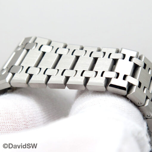 Audemars Piguet 26326ST Royal Oak Chronograph "Pride of Italy" Limited Edition - Image 7