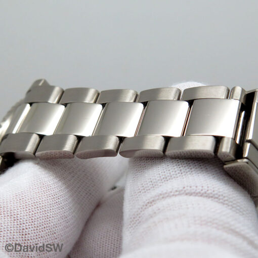 Rolex 116619LB Submariner 18K White Gold - Image 8
