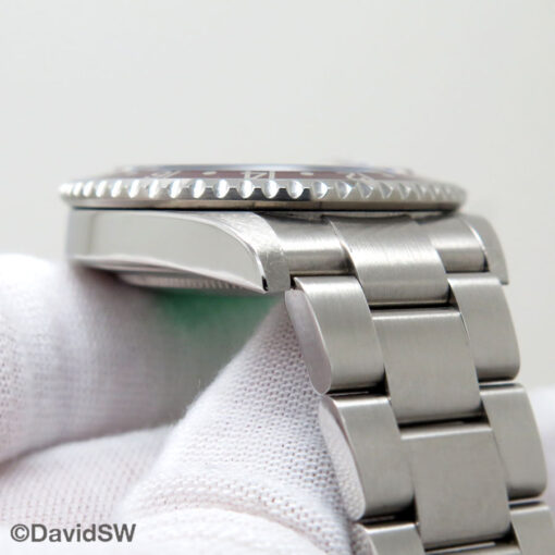 Rolex 16710 GMT Master II with Red/Black Bezel - Image 10