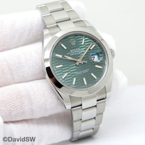 Rolex 126300 Datejust 41 with Mint Fluted Motif Dial on Oyster