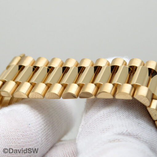 Rolex 228238 Day Date 40 18K Yellow Gold with Silver Roman Dial - Image 6