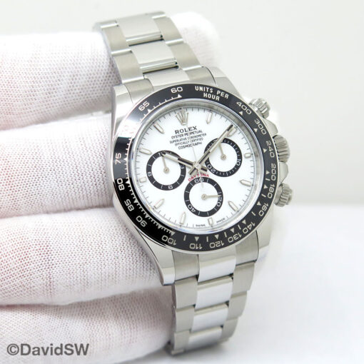 Rolex 126500LN Cosmograph Daytona with White Dial