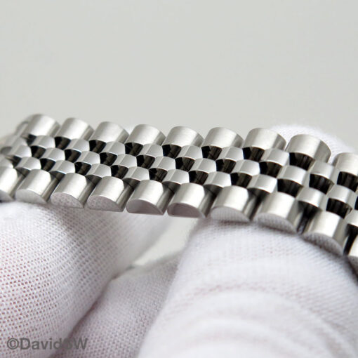 Rolex 178384 Datejust 31 with Mother of Pearl Roman Diamond "VI" Dial and Diamond Bezel on Jubilee - Image 6