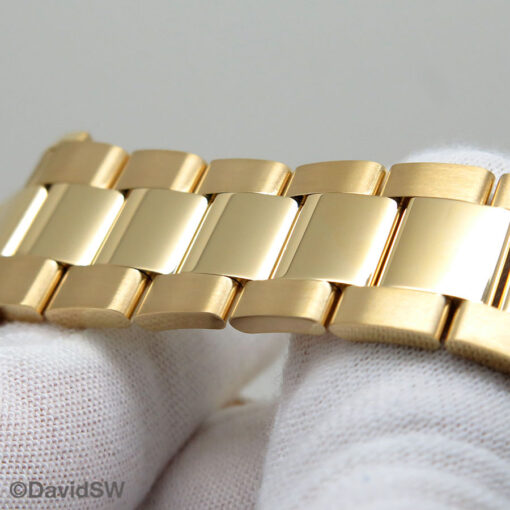 Rolex 336938 Skydweller 18K Yellow Gold with Black Dial on Oyster - Image 6