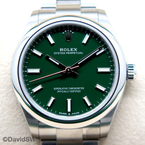 Rolex 277200 Oyster Perpetual 31 with Green Dial - Image 3