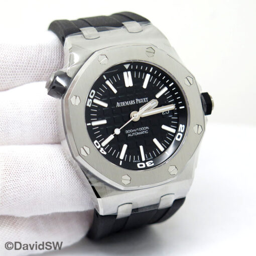 Audemars Piguet 15710ST Royal Oak Diver with Black Dial