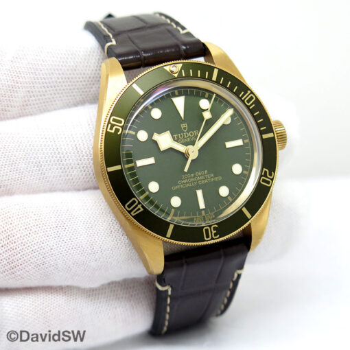 Tudor 79018V Black Bay Fifty-Eight 18K Yellow Gold with Green Dial