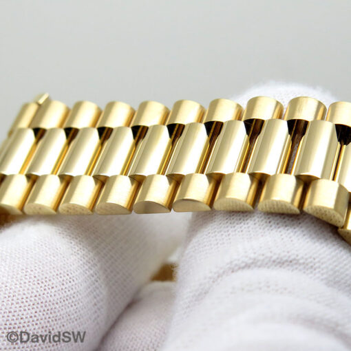 Rolex 228238 Day Date 40 18K Yellow Gold with White Roman Dial - Image 6