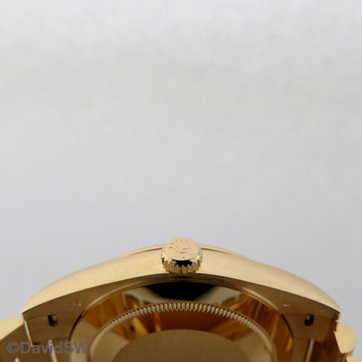 Rolex 228238 Day Date 40 18K Yellow Gold with White Roman Dial - Image 4