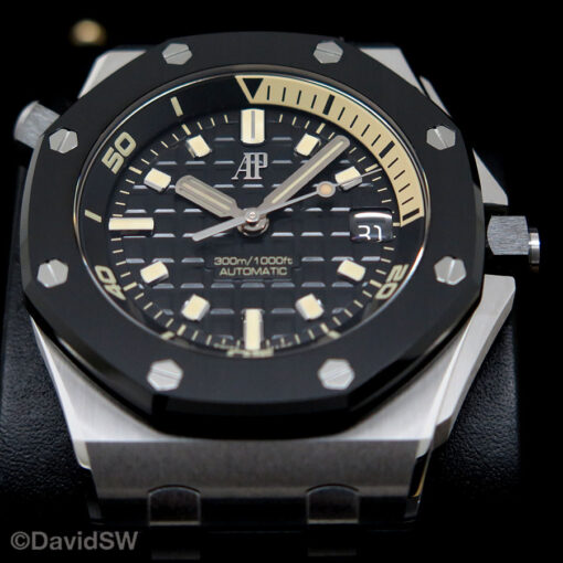 Audemars Piguet 15720CN Royal Oak Offshore Diver 18K White Gold Limited Edition - Image 3