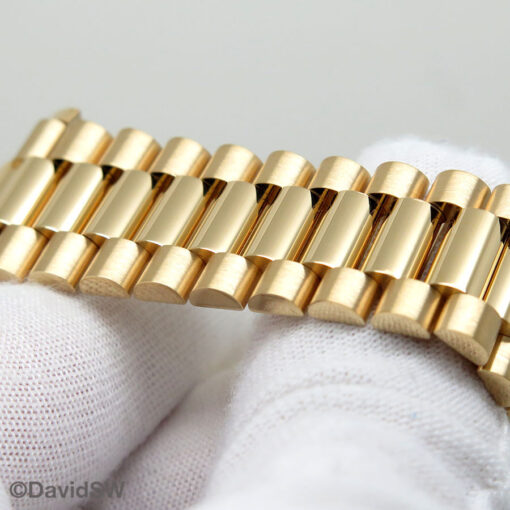 Rolex 228348RBR Day Date 40 18K Yellow Gold with Champagne Diamond Baguette Dial and Diamond Bezel - Image 7