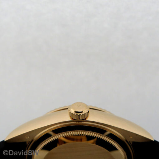Rolex 326238 Skydweller 18K Yellow Gold with Black Dial on Oysterflex - Image 4