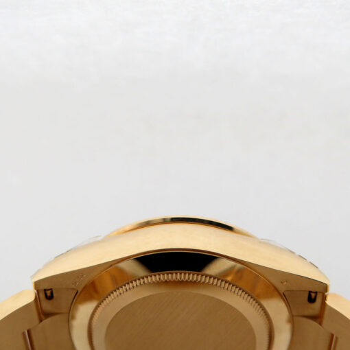 Rolex 116508 Cosmograph Daytona 18K Yellow Gold with Green Dial (New Old Stock) - Image 5