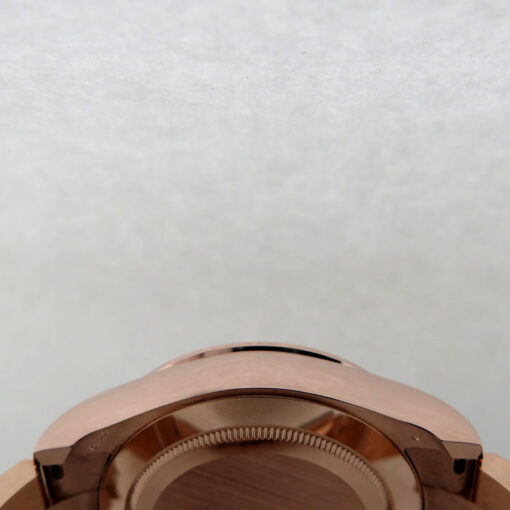 Rolex 116505 Cosmograph Daytona 18K Rose Gold with Black Dial - Image 5
