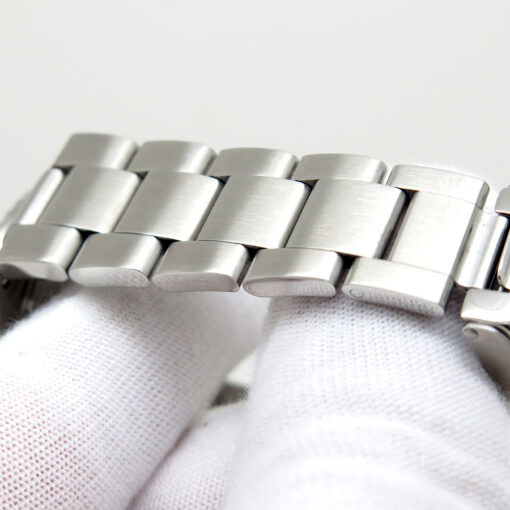 Rolex 16710 GMT Master II with Red/Black Bezel - Image 12
