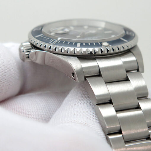 Rolex 16610LN Submariner - Image 7
