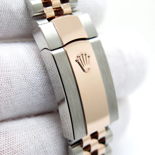 Rolex 126331 Datejust 41 18K/SS with Slate Roman Dial on Jubilee - Image 7