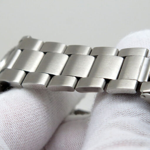 Rolex 16710 GMT Master II with Red/Black Bezel - Image 12
